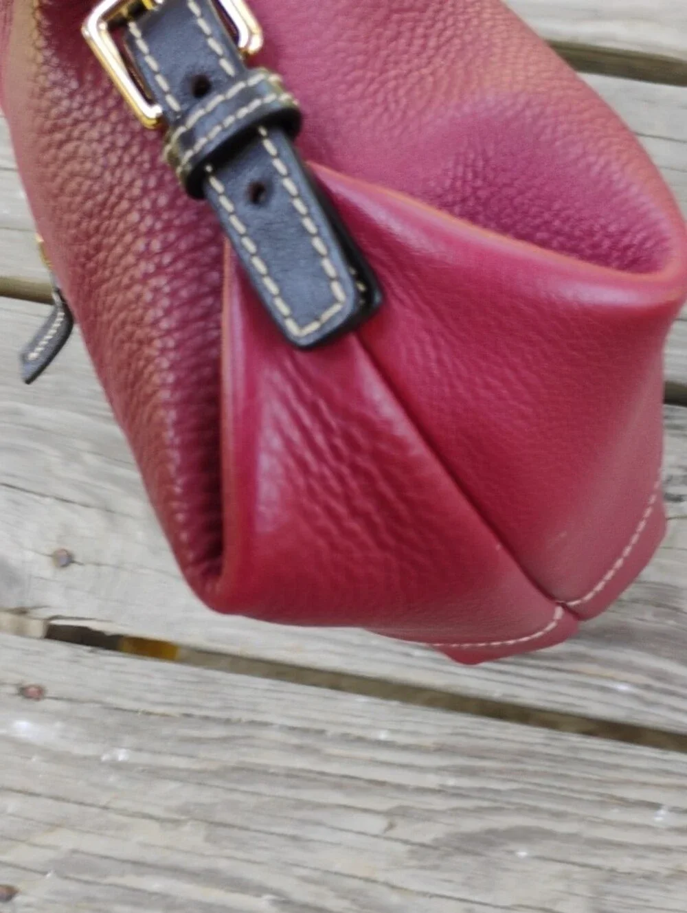 Dooney & Bourke Deep Wine Pebbled Leather Shoulder Bag with Brown Trim - Picture 5 of 12